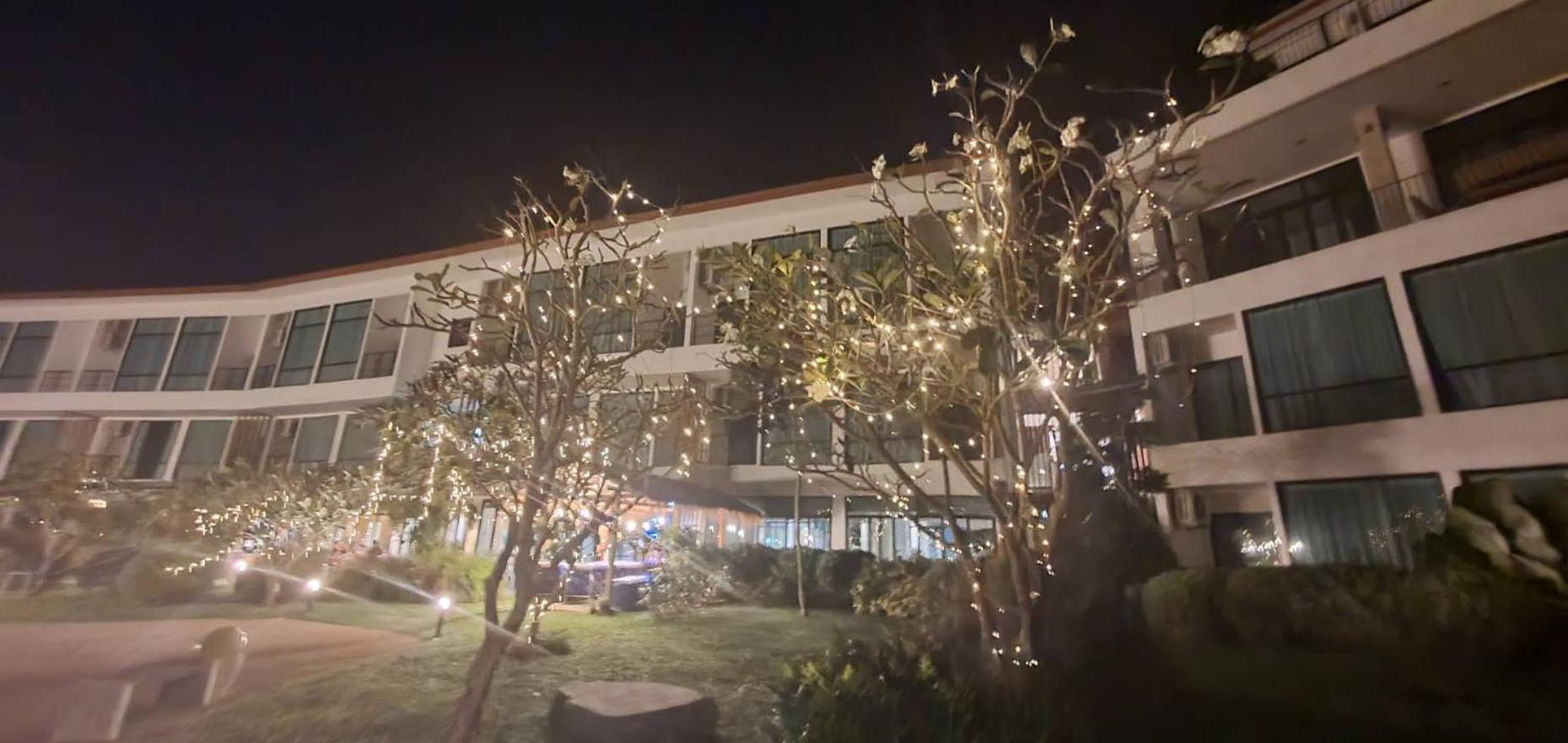 海滩度假村及公寓 跋麒 外观 照片